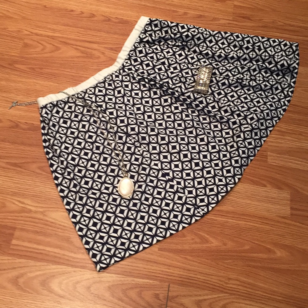 Sophie Max navy and white geo skater skirt